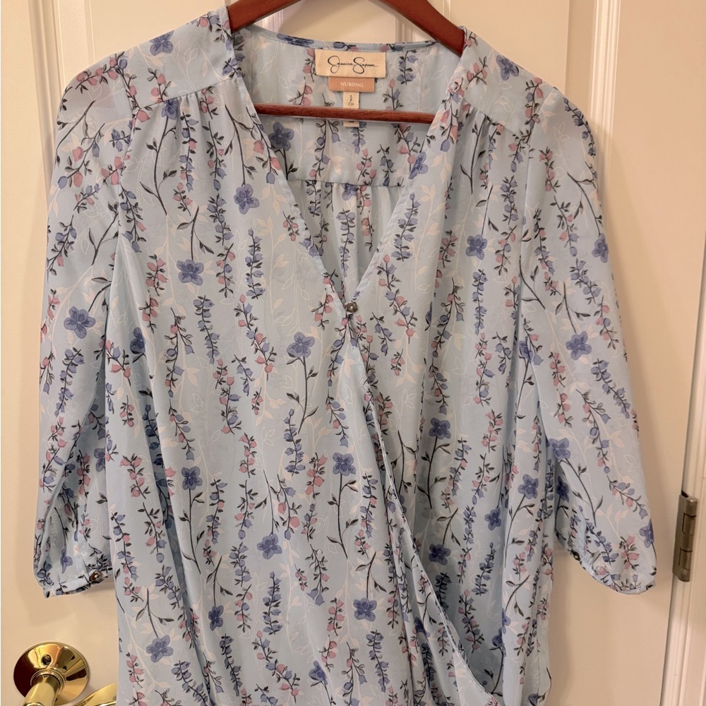 Jessica Simpson Sheer Baby Blue Floral Nursing Top Size SM